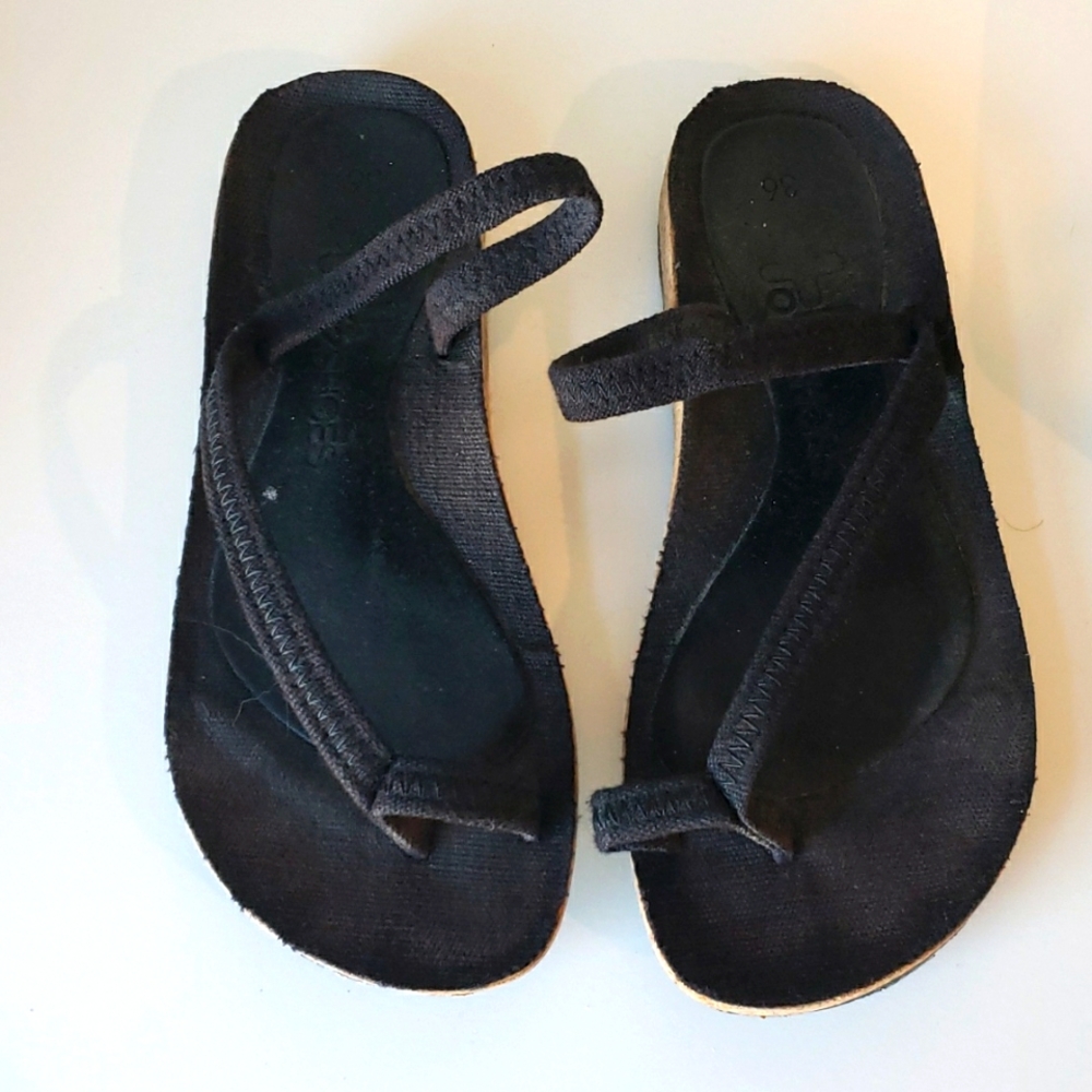 OTZ footbed sandals